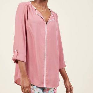Podcast Co Host Long Sleeve Top in Rose